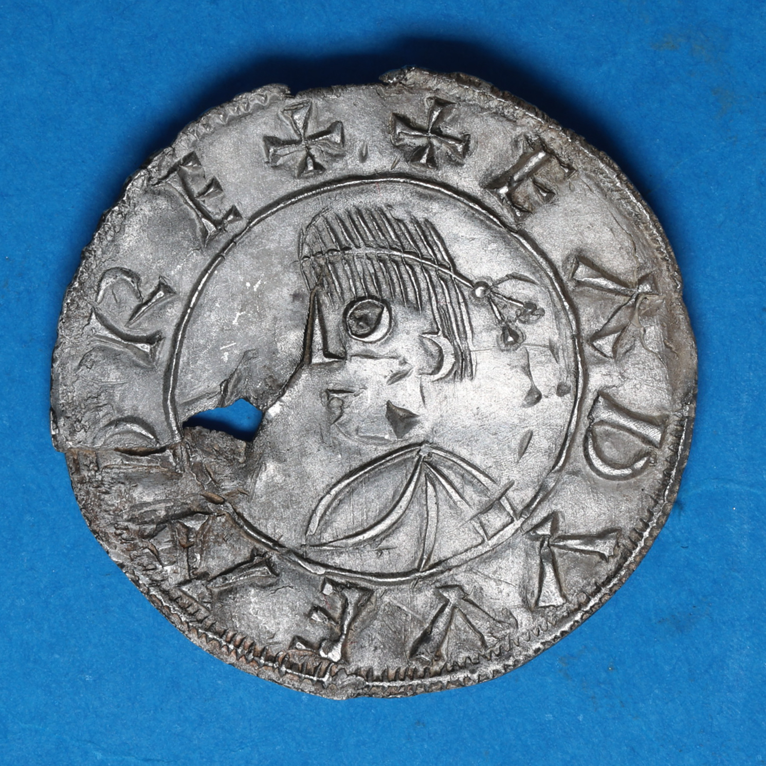 Kings of Wessex Edward the Elder AD 899-924 Silver Penny East Anglian Style Portrait *Rare* ex Quidenham Hoard - Image 3